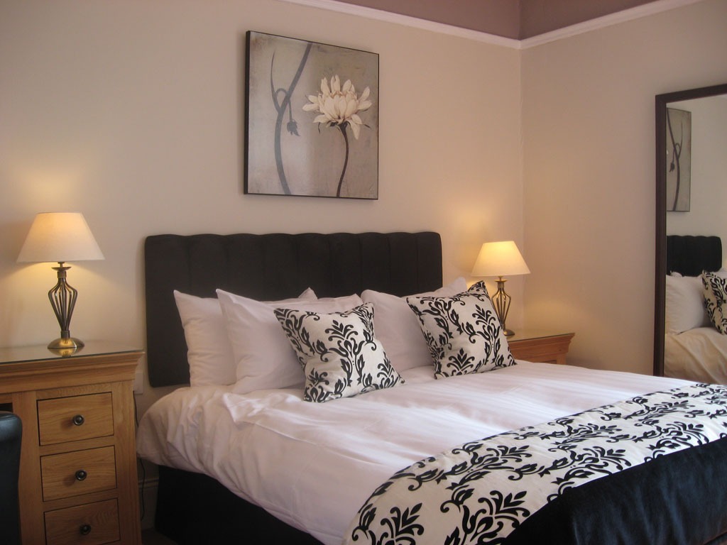 Double Room En-suite at The Shaftesbury Hotel Dundee