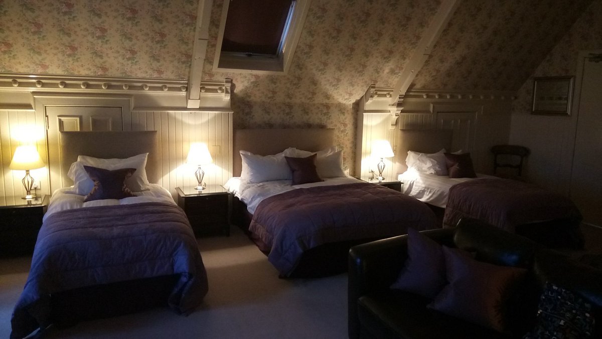 Triple Room En-suite view 4 at The Shaftesbury Hotel Dundee
